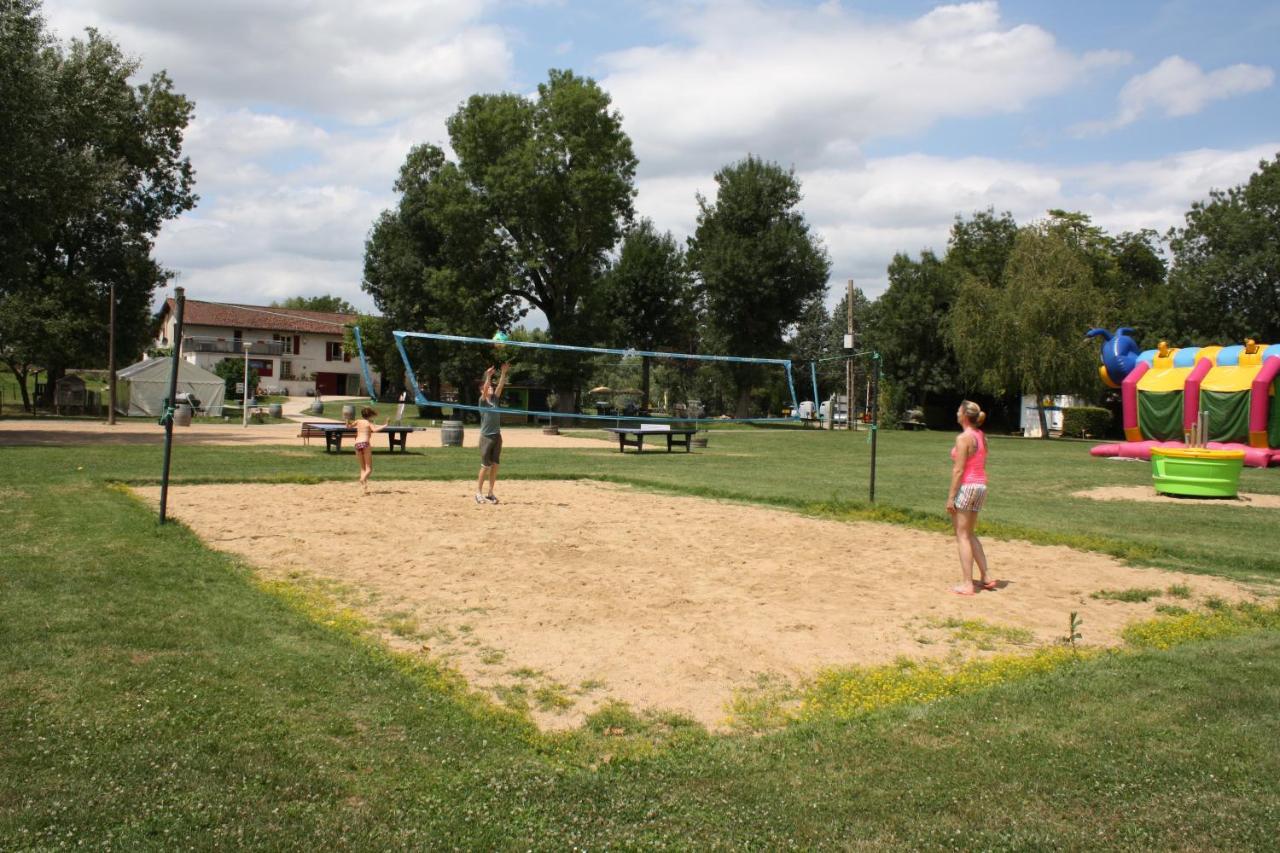 Camping Aux Rives Du Soleil Pont-de-Vaux Luaran gambar